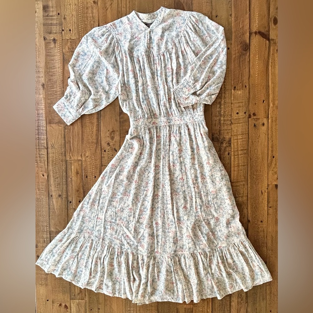 ***SOLD***
Polo Ralph Lauren NEW Size 6 Dress - Picture 2 of 10